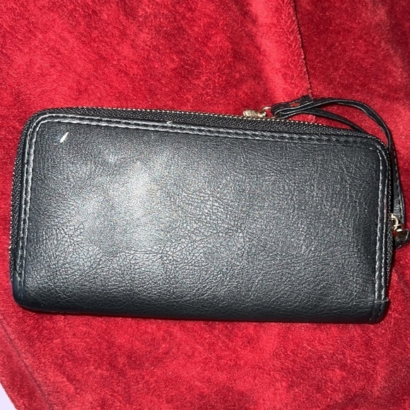 Ardene  quilted matte black long Wallet - Picture 3 of 11